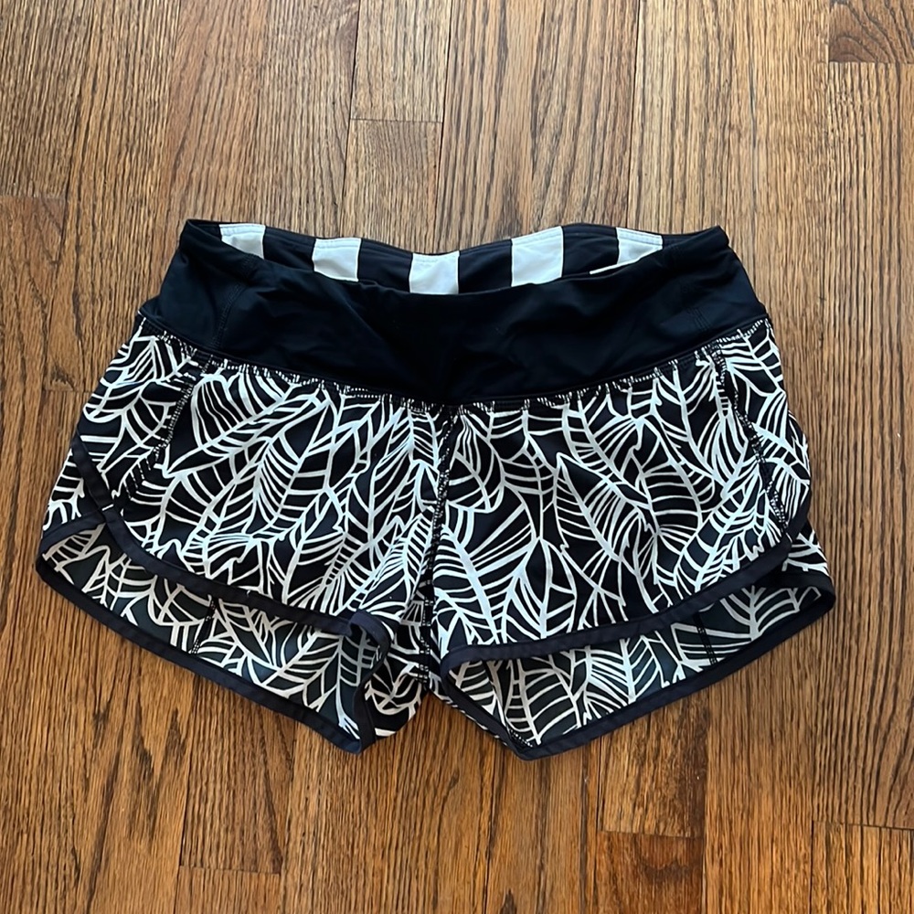 Lululemon shorts, size 4